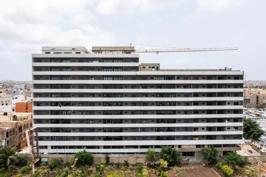 Superbe Appartement Avec Parking Gratuit Et Garde Дакар Екстер'єр фото