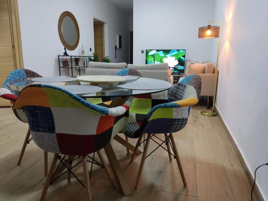 Superbe Appartement Avec Parking Gratuit Et Garde Дакар Екстер'єр фото